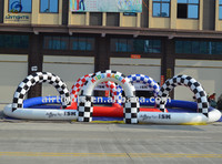 Piste de course gonflable avec impression de logo personnalisé, piste gonflable de karting quad stimulante