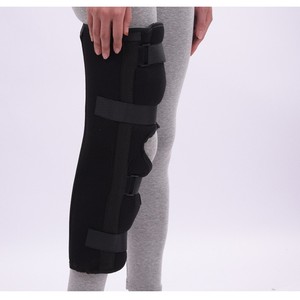 Attelle de genou réglable noire pour le soutien des blessures à la rotule et au ménisque - Product Image 4