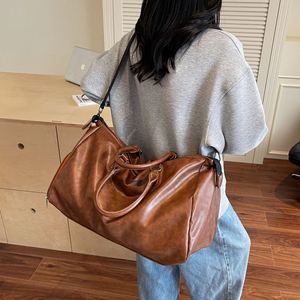Good Quality PU Tote Bags Waterproof Leather <b>Luggage</b> Storage Bag Outdoor Travel Sports Fitness Bags - Product Image 2