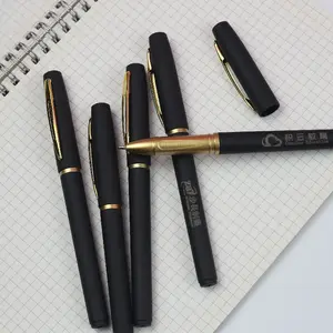 Großhandel Custom Promotional Gold Teile Schwarz Cosy Soft Touch Gel Tinte Gel Pen Mit Logo