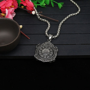 Yunnique - Collar Unisex de Acero de Titanio con Colgante Giratorio de las 12 Divinidades Guardianas del Zodiaco, Diseño de Constelación, GZYP-0666 - Product Image 4