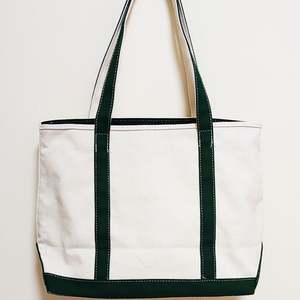 Sac fourre-tout en toile de coton écologique personnalisé avec logo, options de couleur et de taille, imprimé en sérigraphie pour un usage quotidien - Product Image 3