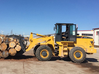 Wheel Loader Konstruksi Ukuran Sedang 836 dengan Berat 10300kg dan Bucket 1.7m³ untuk Penanganan Material Bangunan