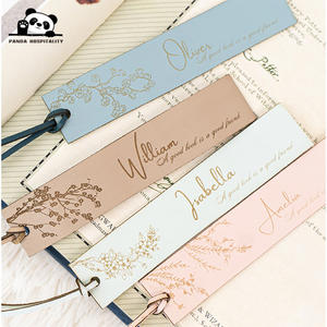 Marque-page élégant en cuir PU personnalisable, accessoire de lecture, cadeau, marque-pages à pompon - Product Image 1