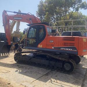 Excavatrice sur chenilles Doosan DX300 d'occasion, 30 tonnes, pelle hydraulique lourde, modèle 2020, moteur 151KW, pompe, Corée, carrière, mine - Product Image 1