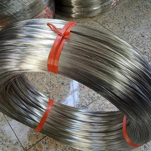 Fil étiré à surface lisse Fil d'acier galvanisé à haute résistance galvanisé à chaud revêtu de <span class=keywords><strong>zinc</strong></span> non allié Gi - Product Image 4