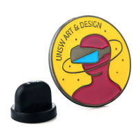 Épingles de revers en or, badges en émail pour vêtements, sacs, chapeaux, confection personnalisée de tous types de designs, badges en métal gravés avec logo