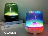 Altavoz inalámbrico portátil de gran venta 2025 con Subwoofer de cristal transparente de sonido envolvente RGB para uso de teléfono móvil de cine en casa