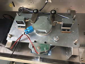 Mecanismo de torniquete de control de acceso de seguridad DC24V con función de brazo de caída Diseño de semitrípode para una fácil instalación - Product Image 3