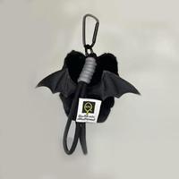 Nouveau porte-clés pendentif chat noir fraise doux et cool, mignon, en peluche, pour décoration de sac à dos d'étudiant