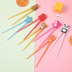 <span class=keywords><strong>Palillos</strong></span> de práctica <span class=keywords><strong>para</strong></span> niños pequeños, diseño de boca de tigre, material de gel de silicona, diseño de dibujos animados, forma cuadrada - Product Image 1