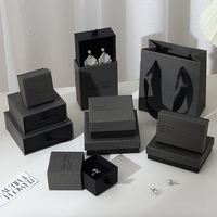 Caja de Joyería Negra Personalizada con Logotipo, Caja de Cartón Rígido Reciclable para Collares y Pendientes, Bolsa de Papel para Regalo