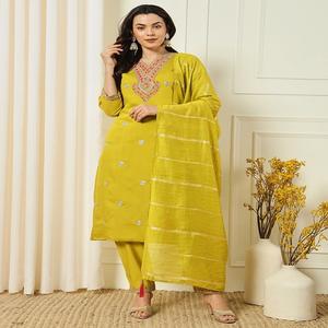 Diseño atractivo Bordado Kurtis Ropa india y pakistaní Ropa informal Kurti Pent Dupatta Set a precio por mayor - Product Image 1