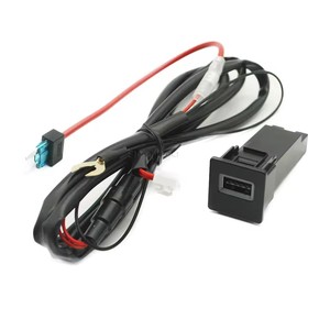 เต้ารับ USB 12/24V ในรถยนต์อะแดปเตอร์เต้าเสียบปลั๊กไฟสำหรับชาร์จโทรศัพท์ในรถยนต์<span class=keywords><strong>3.0</strong></span> QC 2021 <span class=keywords><strong>2022</strong></span> 2023 - Product Image 1