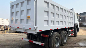 Camión Volquete Howo 6x4 de 371HP, 40 Toneladas, 10 Ruedas, Diésel Euro 2, Usado de Alta Calidad, en Venta a Bajo Precio - Product Image 5