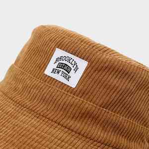 Sombrero de Pescador de Pana con Parches, Gorro Casual de Otoño-Invierno para Parejas con Etiqueta Tejida Personalizada de Marca Privada - Product Image 4