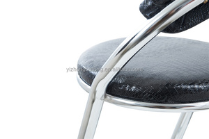كرسي معدني بتصميم حديث شائع للمول في الهواء الطلق بار حانة المطبخ غرفة المعيشة مقهى متجر مكتب كازينو الجلود - Product Image 6