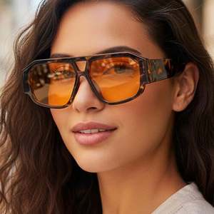 Gafas de Sol Cuadradas de Moda Personalizadas con Logotipo 2026, Colores Dulces para Hombre, Protección UV400, Doble Puente, Gafas de Sol Poligonales para Mujer - Product Image 1