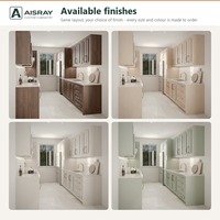 Ensemble de meubles de cuisine sur mesure, portes en bois massif classiques, aménagement en U et tiroirs à fermeture amortie, structure en MDF