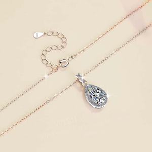 Tariffa libera luce di lusso a forma di goccia d'acqua S925 in argento Sterling 1Ct taglio a pera VVs1 Moissanite collana pendenti da donna - Product Image 3