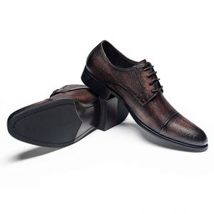 Chaussures en cuir pour hommes tendance - Chaussures habillées formelles respirantes pour l'été, en cuir véritable avec lacets et bout rond - Product Image 3