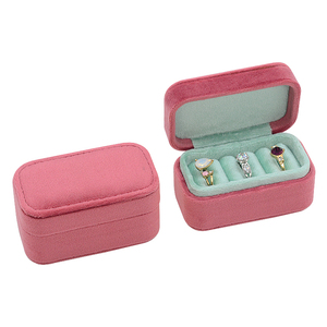 Logo personalizzato Mini portagioie da viaggio portatile confezione regalo anello portagioie in velluto - Product Image 3