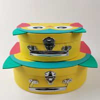 Vente en gros de boîtes de valises en forme de hibou en carton boîte-cadeau mini valises en papier pour enfants