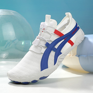 Chaussures d'eau à empeigne en mesh, semelle extérieure en caoutchouc, séchage rapide, unisexe, pour la plage en été, bout fermé, semelle intermédiaire en EVA - Product Image 1