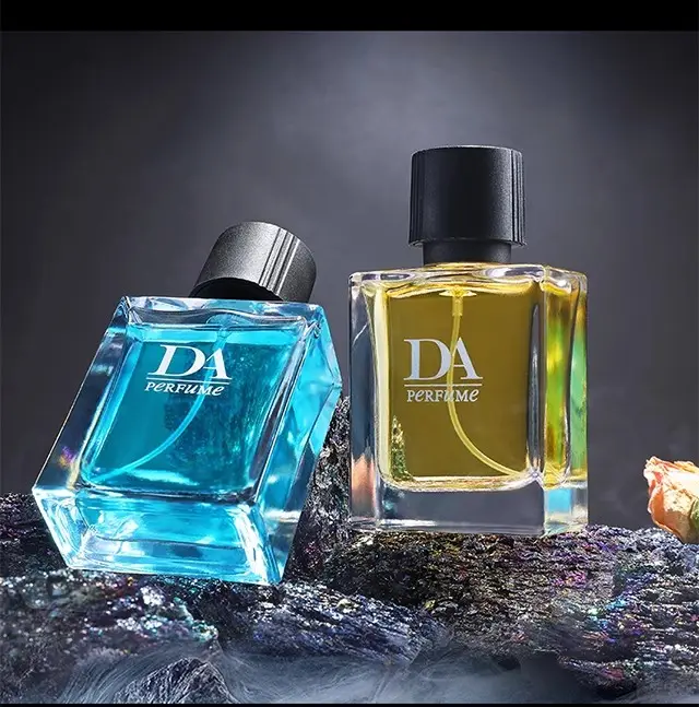 Botol parfum kaca semprot, Kustom mewah unik 30ml 50ml 100ml persegi bening dengan kotak kemasan hitam
