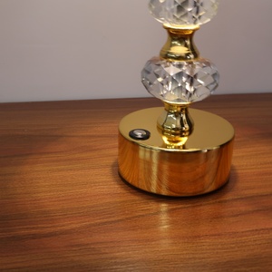 Lampe de table en cristal de luxe créative nordique pour chambre à coucher - Product Image 5