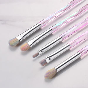 Lot de 8 pinceaux de maquillage en cristal holographique de luxe avec manche en acrylique pour fond de teint en poudre vegan sans cruauté envers les animaux - Product Image 3