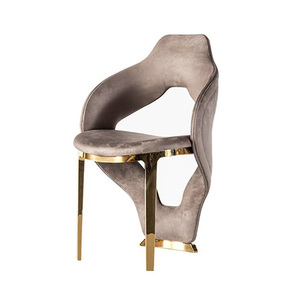 Chaise de salle à manger de luxe ergonomique moderne de style nordique italien en acier inoxydable doré et velours artistique pour villa et mobilier de maison - Product Image 1