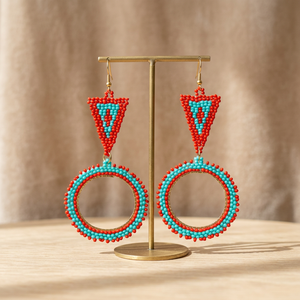 Boucles d'oreilles créoles en verre faites à la main, perles rouges et turquoise, forme fleur tendance, pour mariages chrétiens, fêtes, fiançailles, cadeaux, anniversaires - Product Image 2