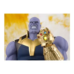 Tokoh Aksi Model PVC Thanos Perang Tak Terbatas Film Marvel