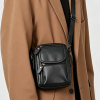Sac bandoulière messager décontracté en cuir PU huilé classique, personnalisé en usine, pour homme, multi-couches, à rabat, pour le travail quotidien - Collection 2026