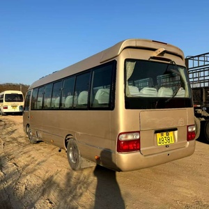 Minibus touristique Toyo Ta Coaster d'<span class=keywords><strong>occasion</strong></span> entièrement équipé, 16 places, pour service de navette dans les zones panoramiques, en vente à bas prix - Product Image 2