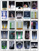 Vente en gros de trophée en cristal de plaque de verre nouveau design récompense souvenir actif d'entreprise