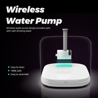 Fontaine à eau automatique pour animaux de compagnie en plastique écologique OEM 2,5 L, capteur radar, sans fil, fonctionne sur batterie, fontaine à eau intelligente
