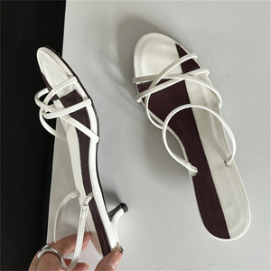 XSD Manufacturer 2025 Summer New Fashion Flat <b>slippers</b> for Women Simple Luxury Comfortable Sandals - Product Image 5