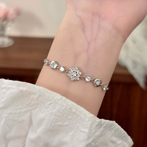 Bracciale Vershal D-343 in rame placcato oro vero con zirconi a forma di fiocco di neve per donna, elegante gioiello alla moda per matrimonio, regalo per <span class=keywords><strong>damigella</strong></span> d'onore - Product Image 2