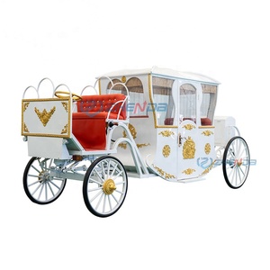 Calèche royale électrique blanche avec décor floral pour mariages en plein air - Product Image 2
