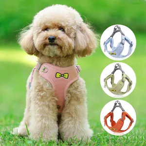 Hot Selling Embroidered Collar And Leash Set Outdoor Training Dog Harness Leash