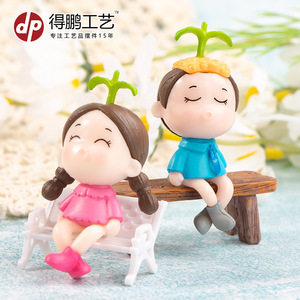 Adorno de columpio en miniatura de pareja de dibujos animados Dp, moldeado por inyección, decoración de escritorio para el Día de San Valentín - Product Image 3