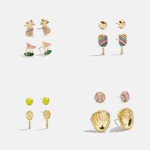 Bijoux de mode personnalisés boucles d'oreilles série de sport bijoux de haute qualité plaqué or 18 carats émail raquette de tennis baseball - Product Image 1