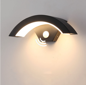 Lampe <span class=keywords><strong>murale</strong></span> extérieure en aluminium à capteur de mouvement, étanche, en forme d'éventail, décorative, éclairage haut et bas, pour jardin, bon prix - Product Image 1