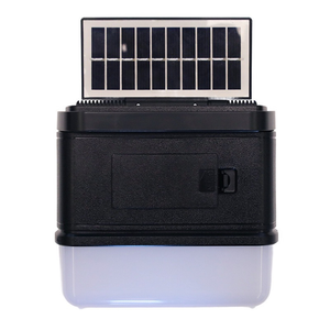 Radio portable AM/FM à énergie solaire avec deux panneaux solaires, haut-parleur Bluetooth, lanterne LED et liaison sans fil TWS pour l'extérieur - Product Image 4
