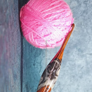 Crochets à crochet en résine faits à la main, confortables et durables, avec des couleurs attrayantes pour un crochetage fluide par FWE - Product Image 1