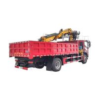 Camion-grue télécommandé sans fil pour une manipulation précise des matériaux