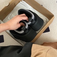 Meilleures ventes : Bottes de neige de qualité supérieure, chaussures de marque de créateur au design original, pantoufles à plateforme en fourrure, confortables, tendance, pour l'hiver, vente en gros