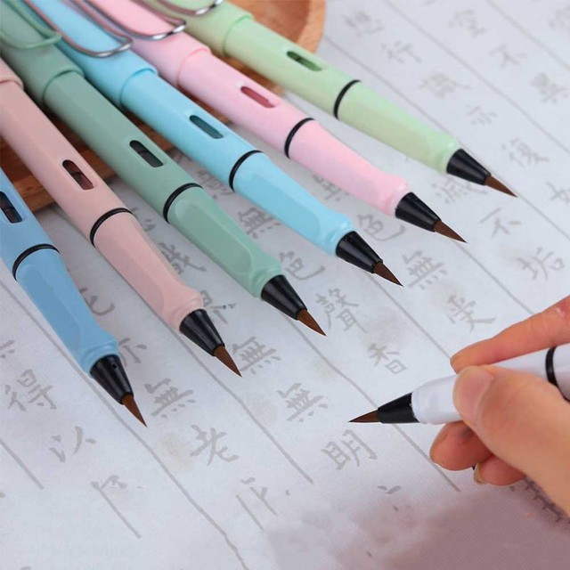 Nylon Hair Soft Brush Calligraphy Pen Regular Script Drawing & Painting Fountain Pen with Plastic Handle